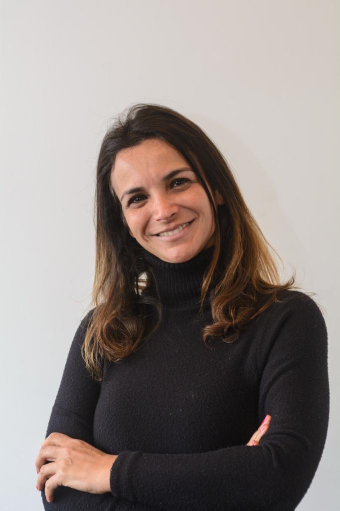 Denise Mayo, corretora de imóveis